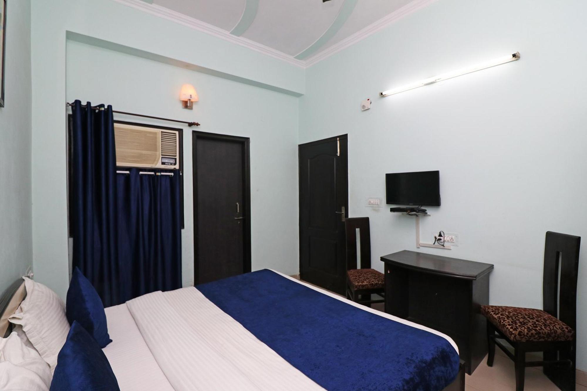 Hotel O Alpine Residency ファリーダーバード エクステリア 写真