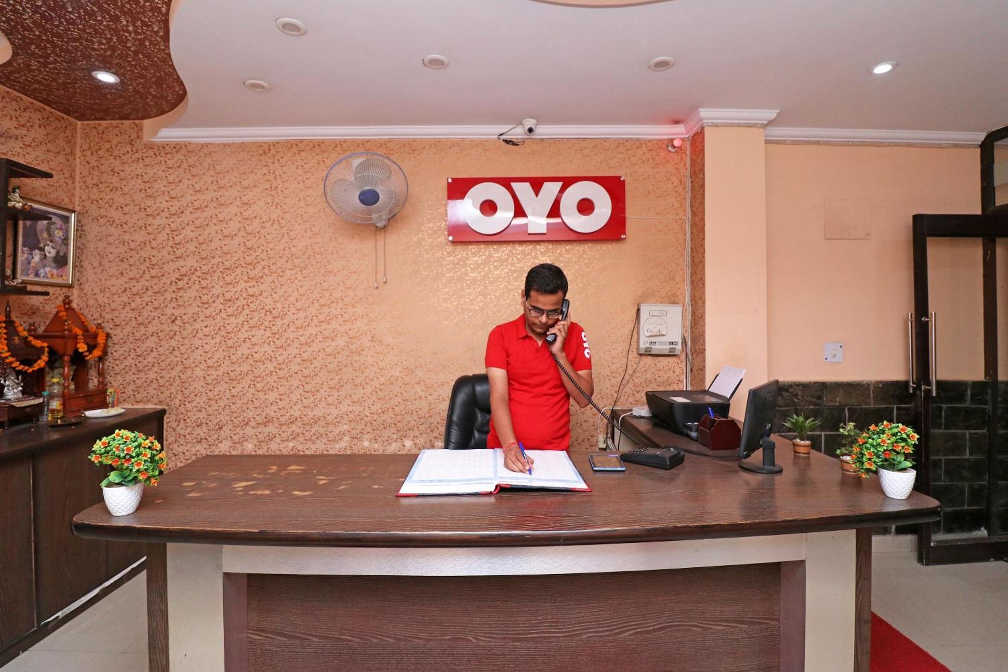 Hotel O Alpine Residency ファリーダーバード エクステリア 写真