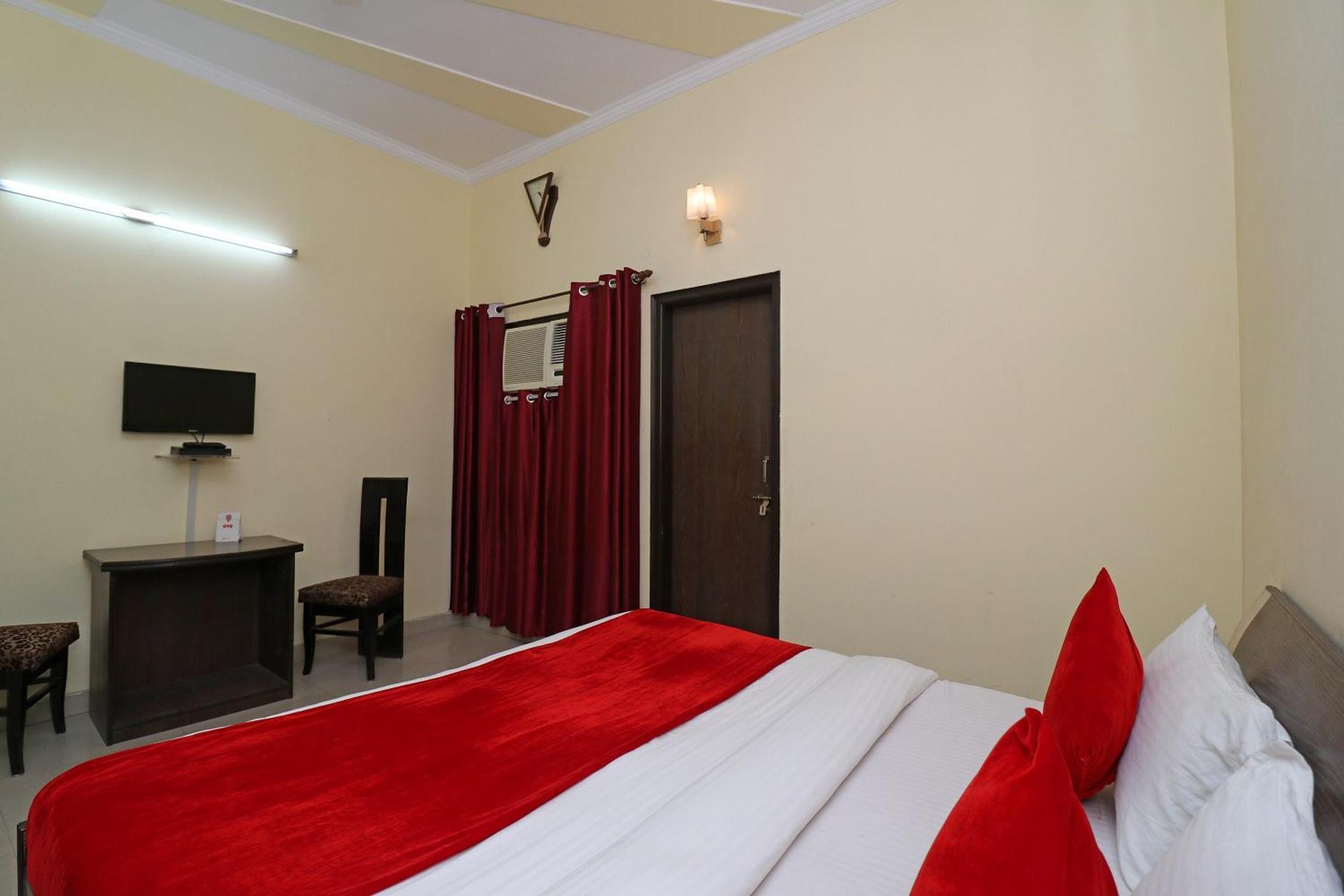 Hotel O Alpine Residency ファリーダーバード エクステリア 写真